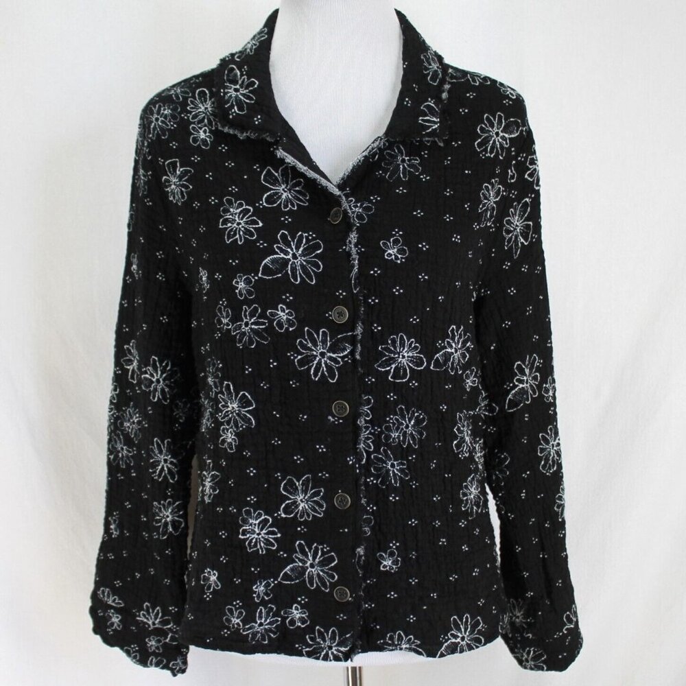 Habitat Blouse Womens Size M Black White Floral Crinkle Long Sleeve Button Front